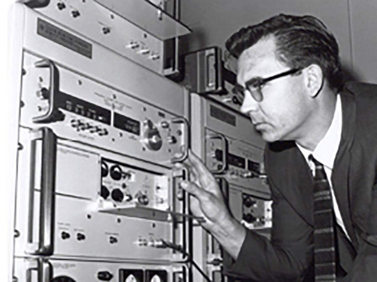 Keysight History 5060a Cesium Beam Clock