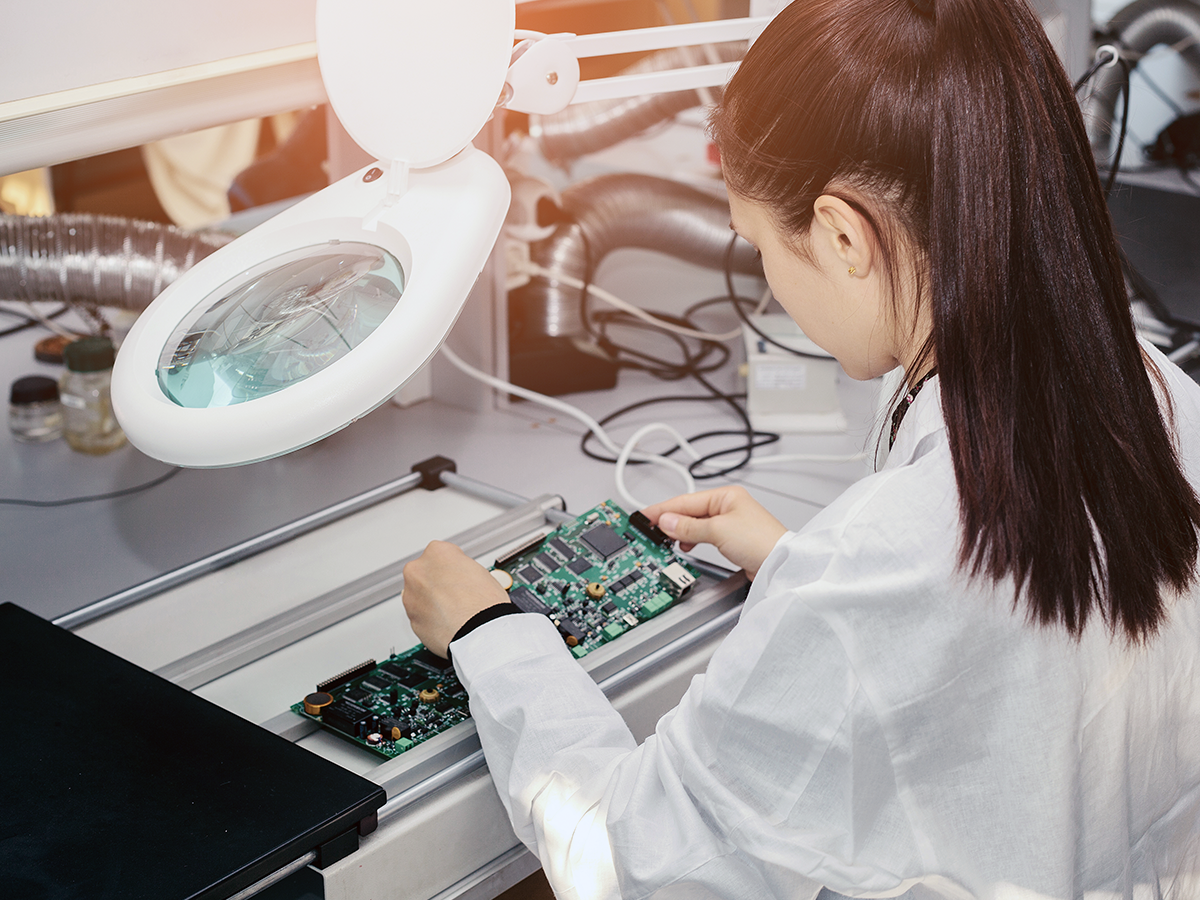 缓解可穿戴设备的信号和电源完整性问题